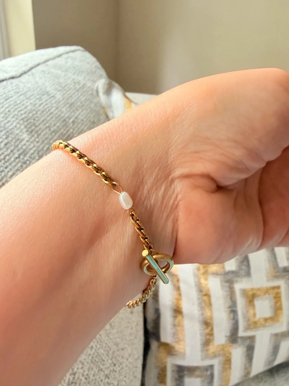 Gold Chain and White Bead Toggle Bracelet Stainless Steel - Picture 4 of 8